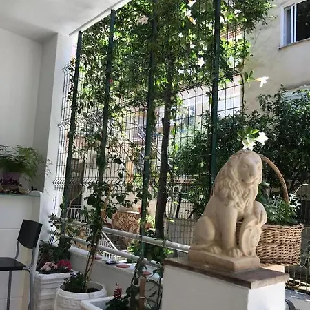 Appartement In One Sarandë